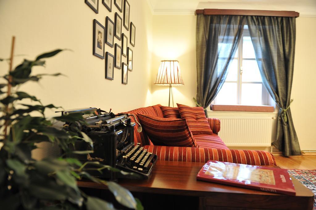 Apartment Julijan Varazdin Room photo